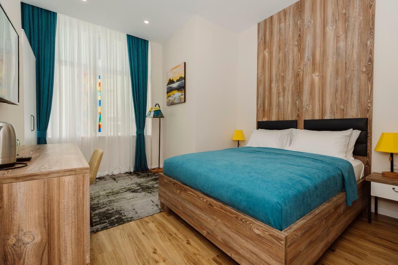 Boulevard Hotel Batumi Bagian luar foto